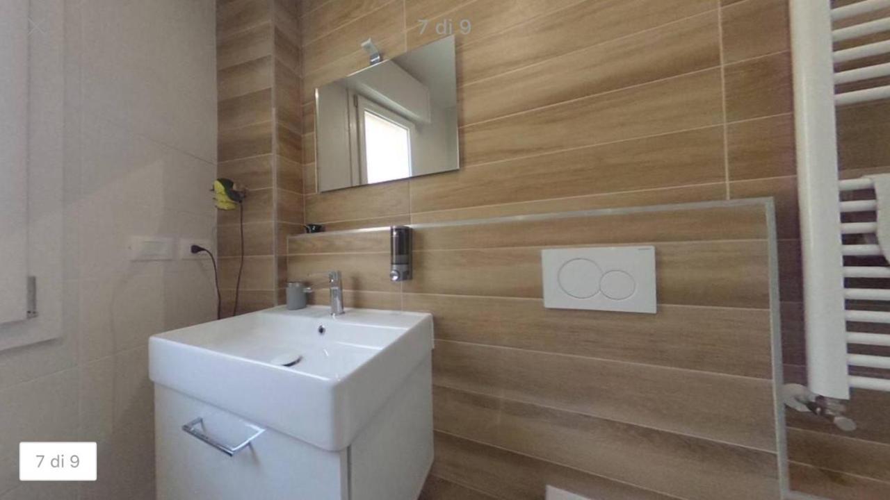 Santa croce,14 apartments Bolonia Exterior foto